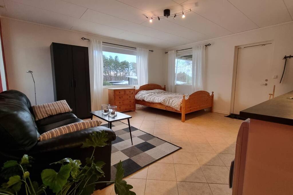 Onsala Quiet And Comfy With Swimming Pool 아파트 외부 사진